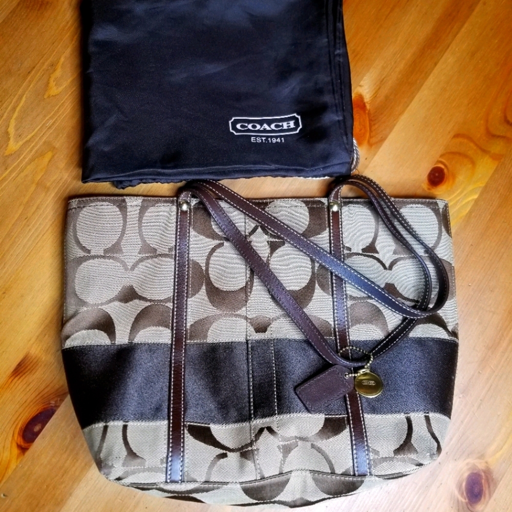 COACH Tote Bag!